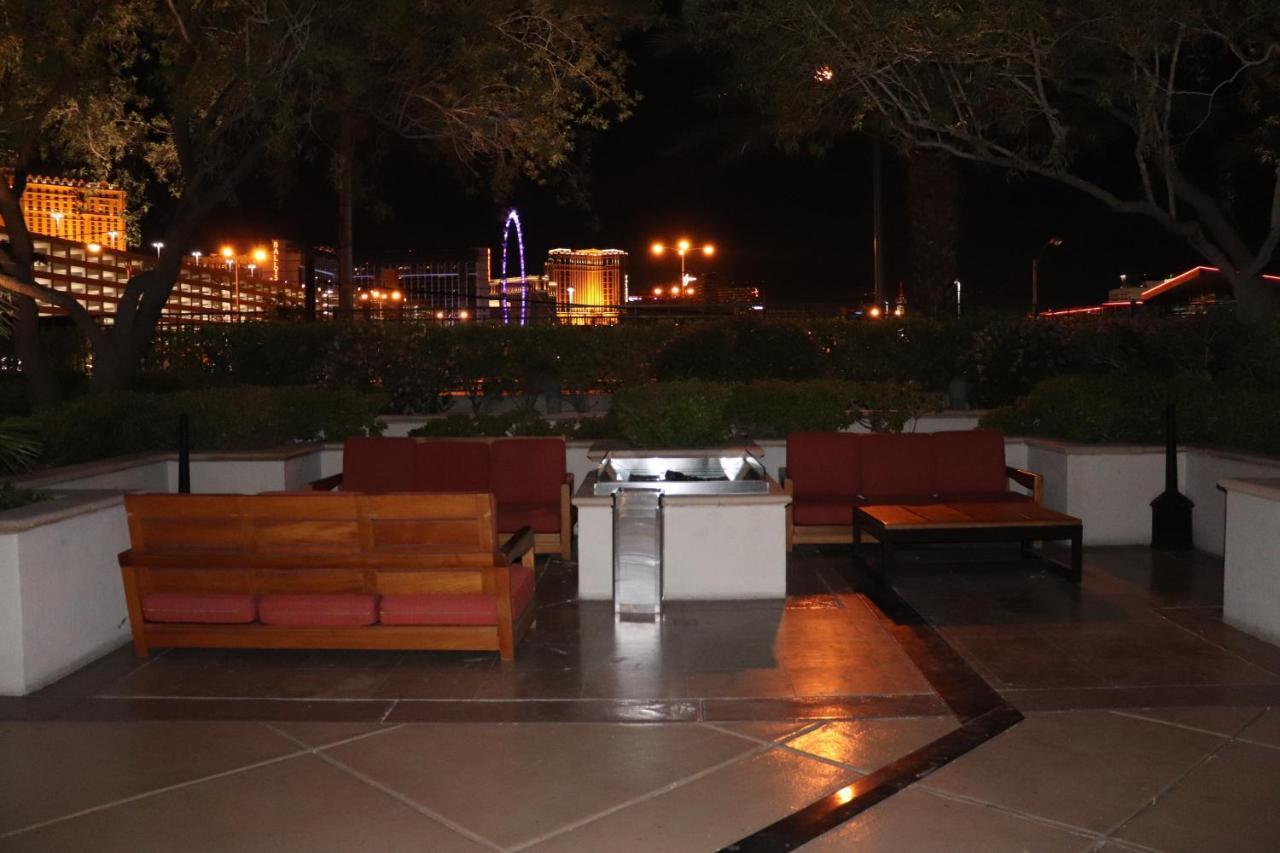 Balcony Suite Strip View Las Vegas Luaran gambar